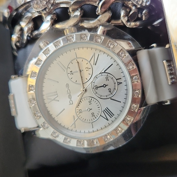 BEBE Watch w/Bracelets Set 💫 - Picture 3 of 8